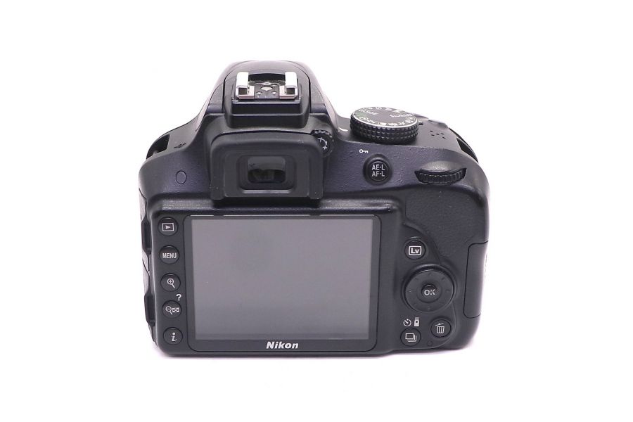 Nikon D3300 kit (пробег 13730 кадров)