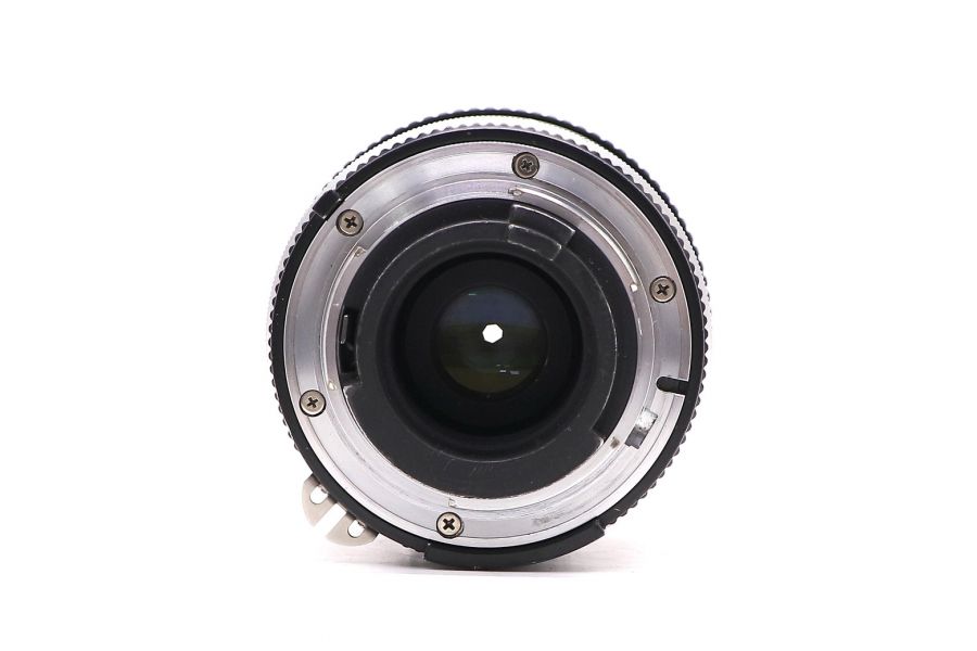 Nikon Zoom-Nikkor 28-50mm f/3.5