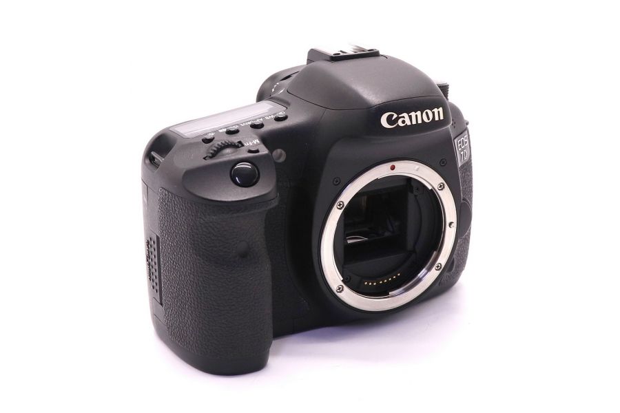 Canon EOS 7D body (пробег 15425 кадров)