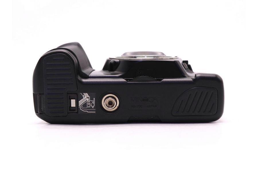 Фотокамера зеркальная Minolta a7700i QD body