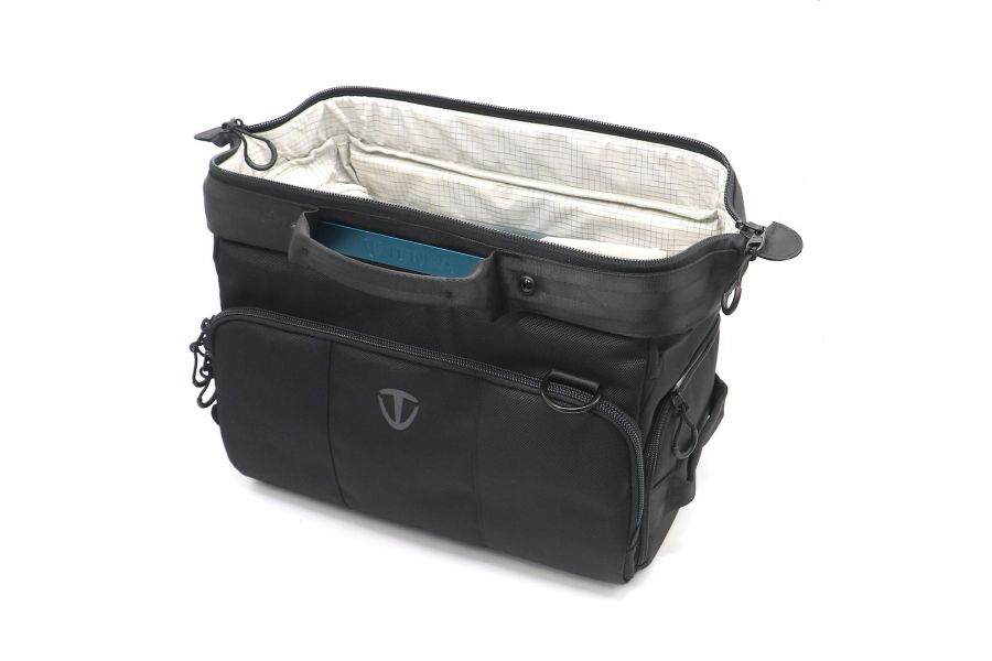 Сумка Tenba Cineluxe Shoulder Bag 16
