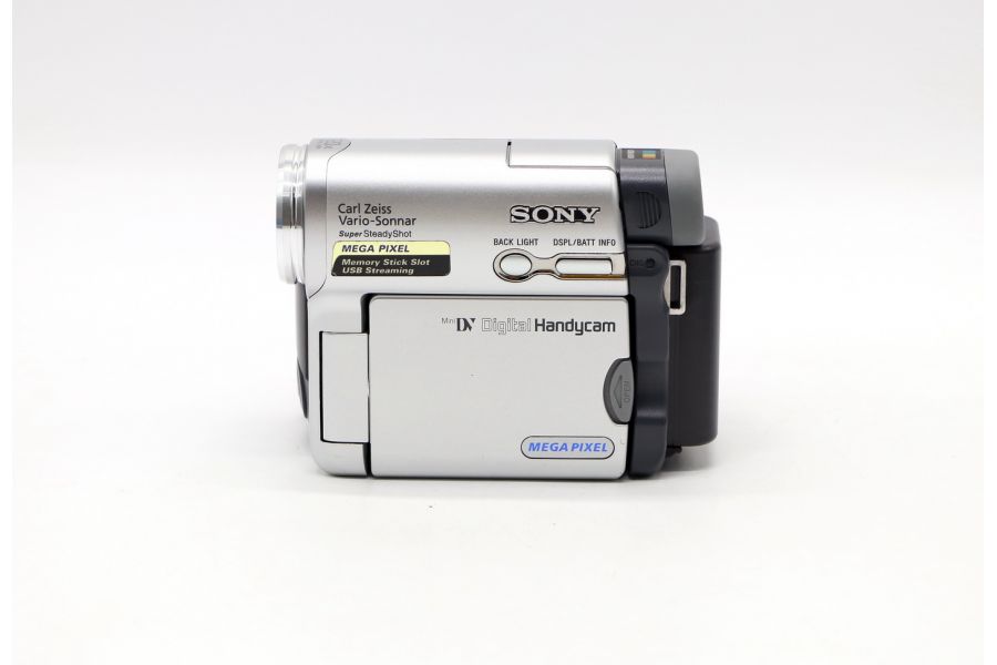 Видеокамера Sony DCR-TRV33E