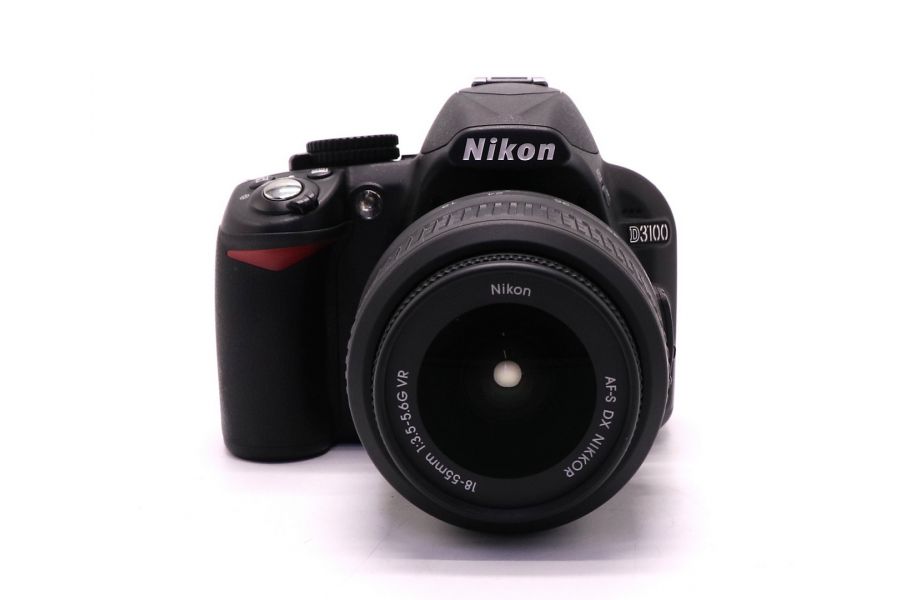 Nikon D3100 kit (пробег 1600 кадров)