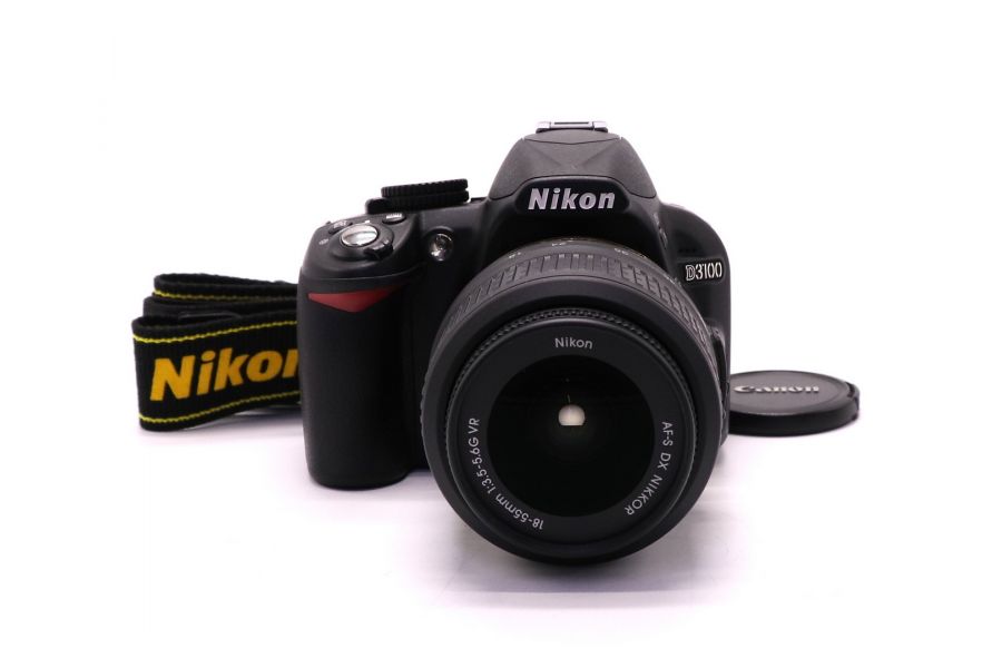 Nikon D3100 kit (пробег 1600 кадров)