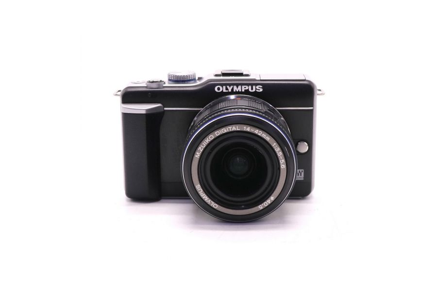 Фотокамера Olympus pen E-PL1 kit (пробег 7500 кадров)