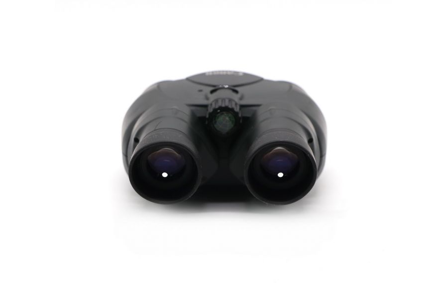Бинокль Canon 10x30 IS