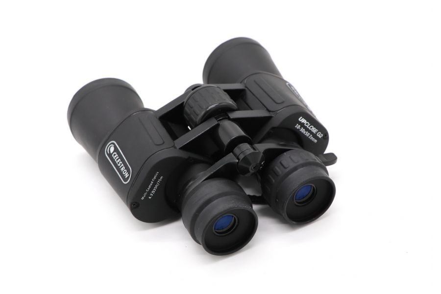 Бинокль Celestron UPclose G2 10-30x50
