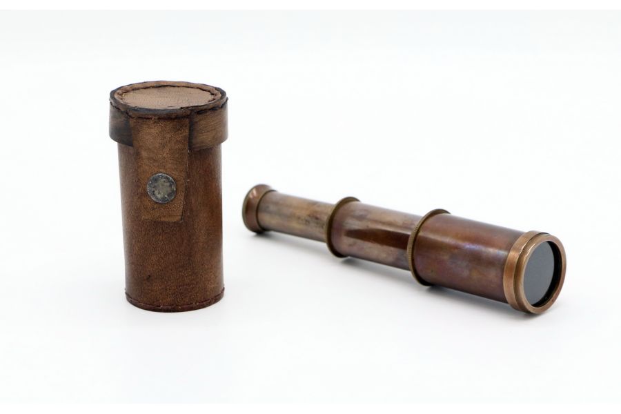 Труба подзорная бронза