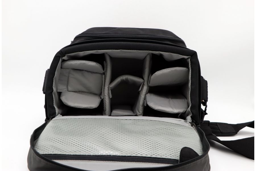 Сумка Lowepro Nova Mini