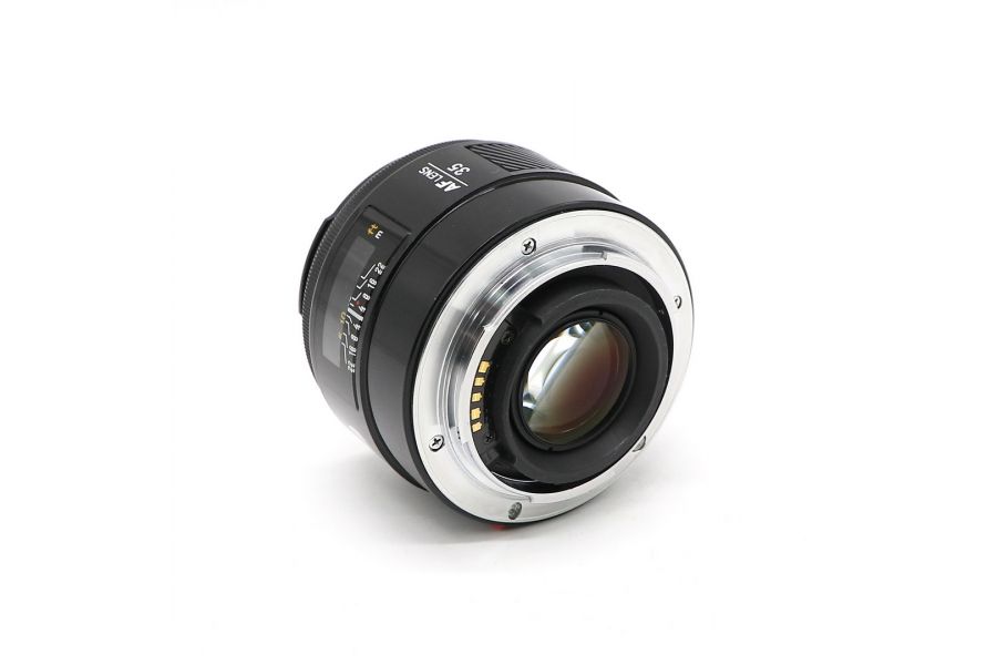 Minolta AF 35mm f/2(22)
