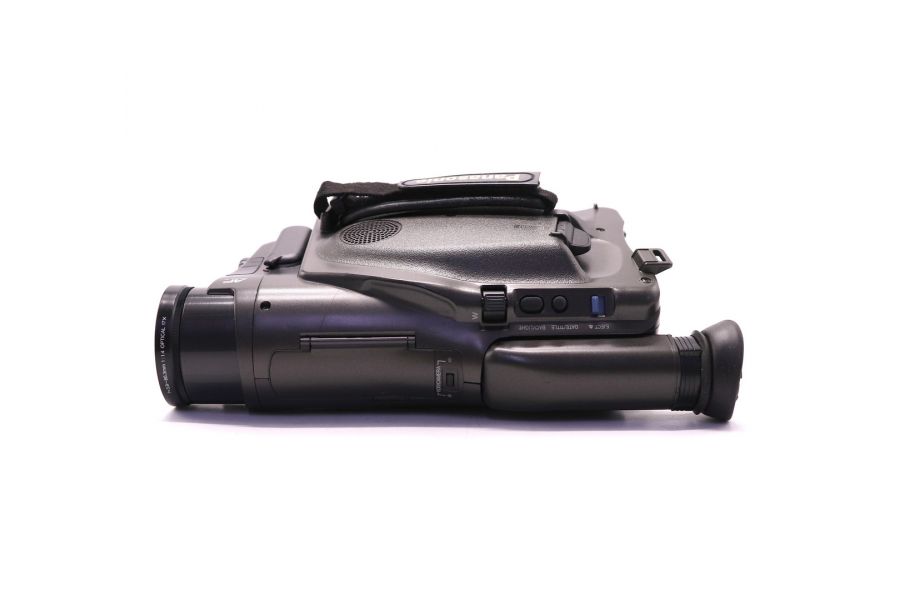 Видеокамера Panasonic NV-VX10 (Japan, 1995)