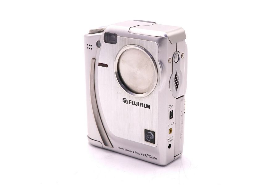 Fujifilm FinePix 4700 компактная цифровая камера