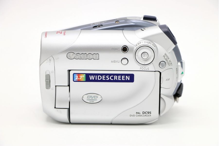 Видеокамера Canon DC95