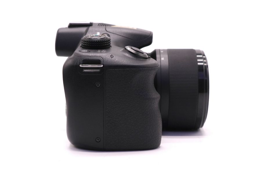 Sony A3500 kit в упаковке (пробег 765 кадров)