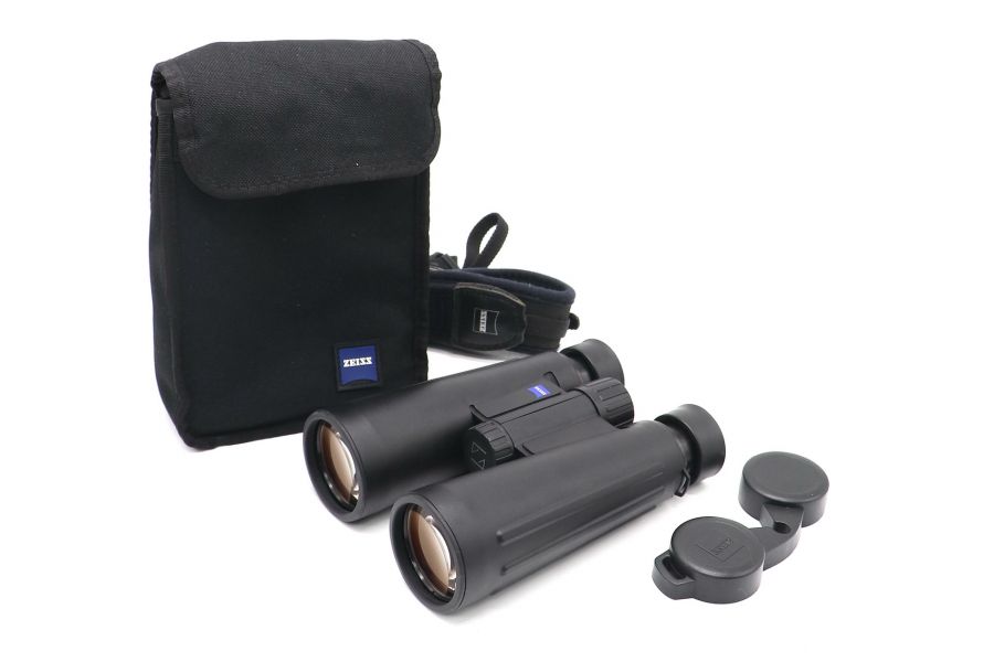 Бинокль Zeiss 15x45 BT* Conquest