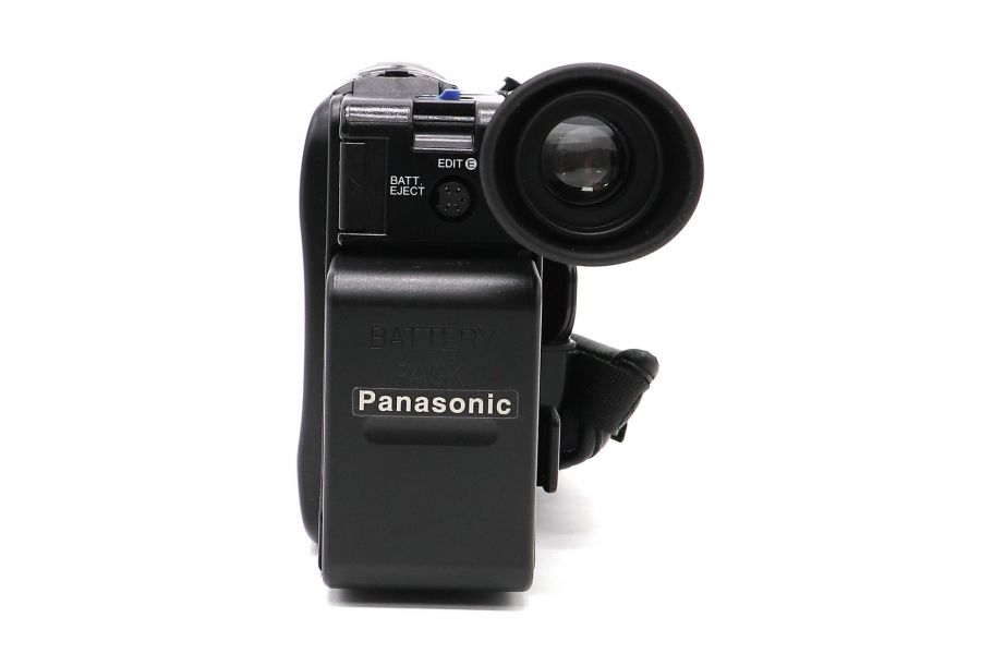 Видеокамера Panasonic NV-R330EN в упаковке