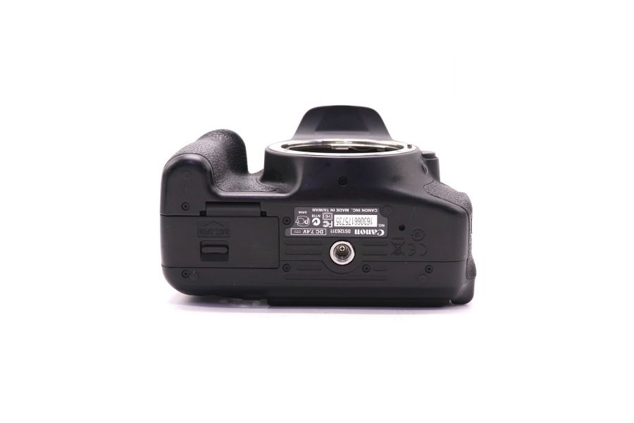 Canon EOS 600D body в упаковке (пробег 6550 кадров)