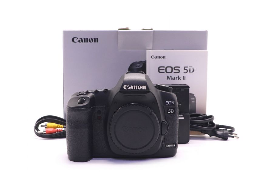 Canon EOS 5D Mark II body в упаковке (пробег 53130 кадров)