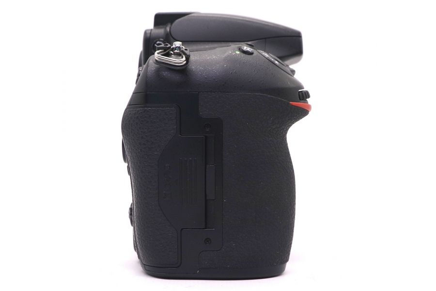 Nikon D810 body в упаковке (пробег 9385 кадров)
