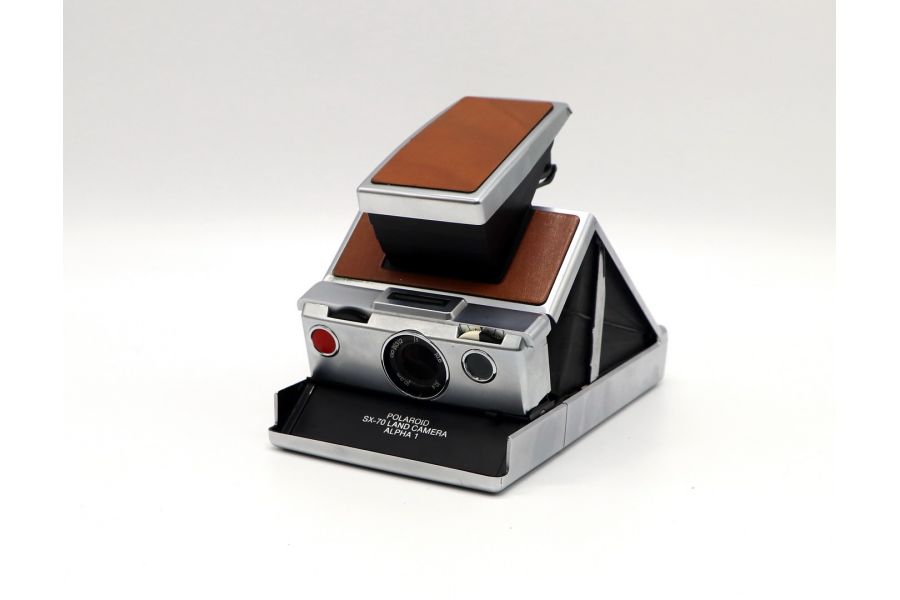 Polaroid SX-70 Land Camera Alpha 1