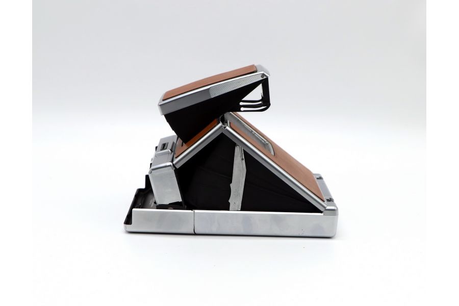 Polaroid SX-70 Land Camera Alpha 1