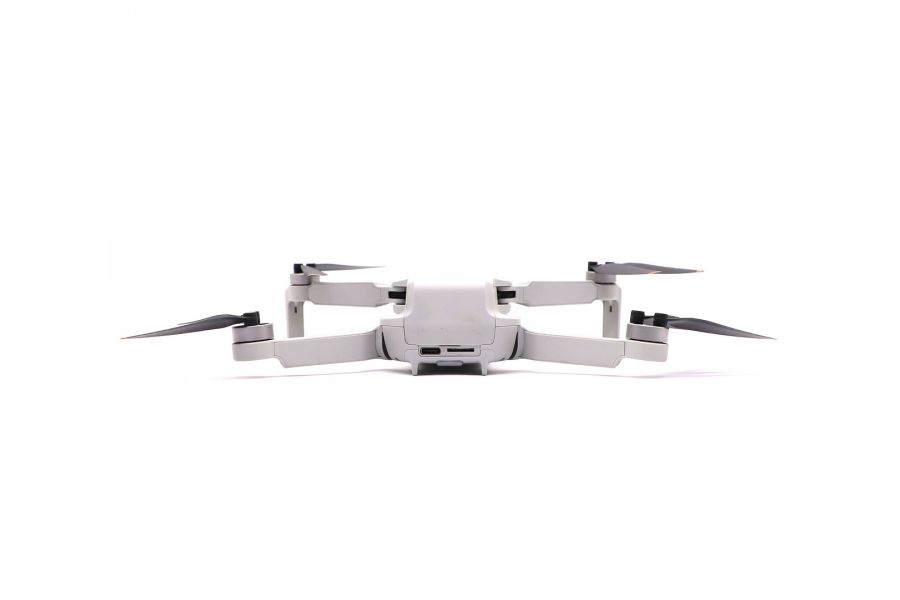 Квадрокоптер DJI Mini 2