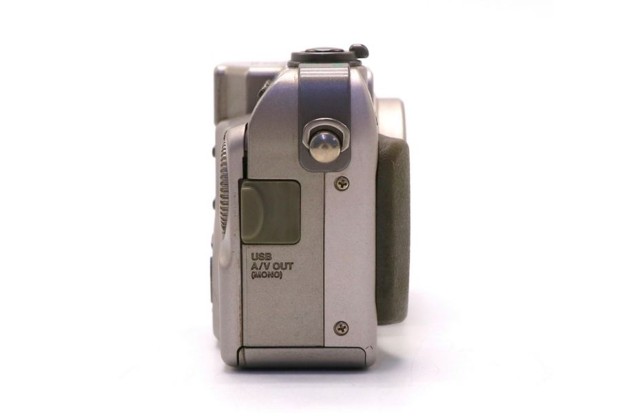 Olympus Camedia C-70 (Korea, 2005)