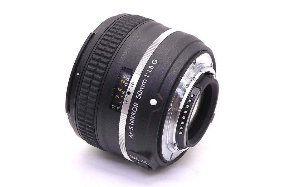 Nikon 50mm f/1.8G AF-S Nikkor Special Edition
