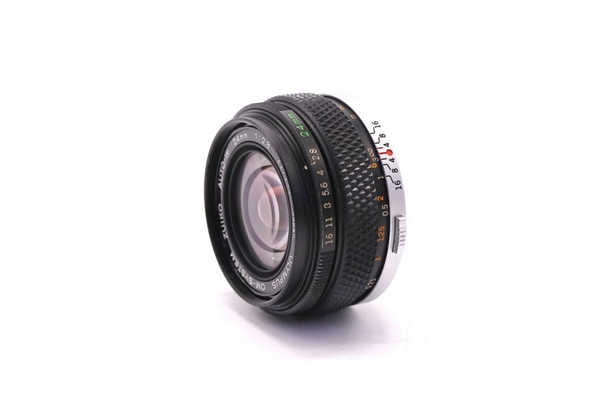 Объектив Olympus OM-System Zuiko Auto-W 24mm f/2.8