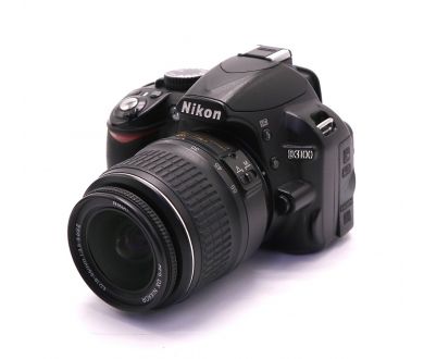 Nikon D3100 kit (пробег 56000 кадров)