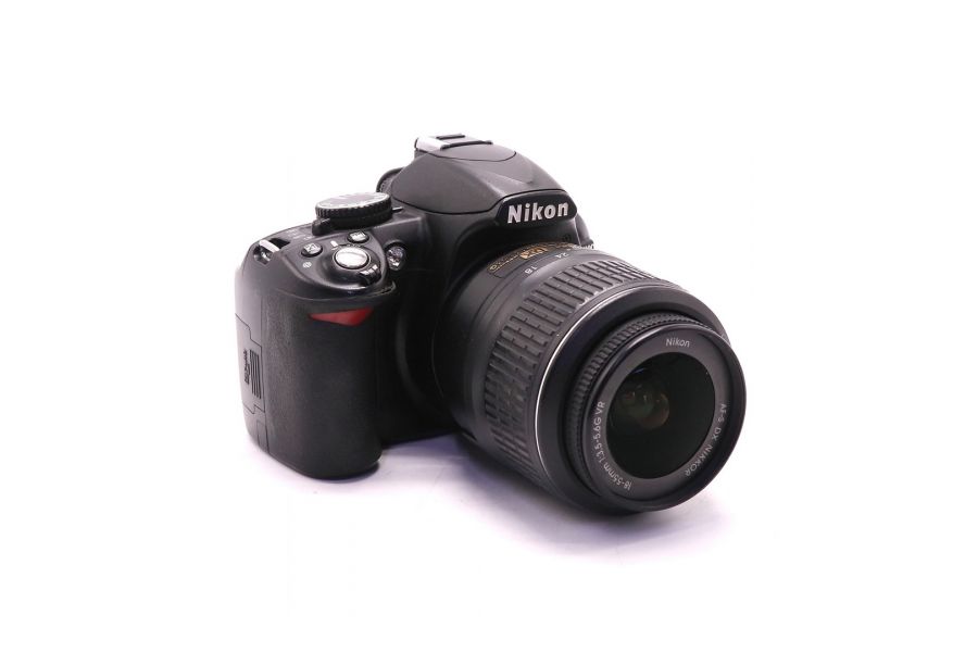 Nikon D3100 kit (пробег 41990 кадров)