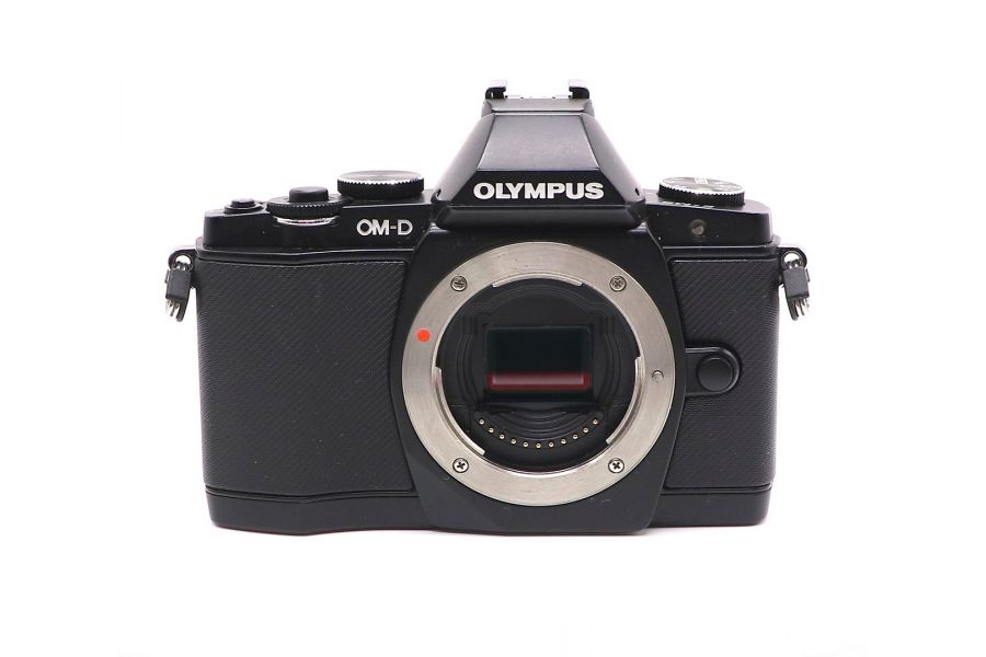 Olympus OM-D E-M5 body (2665 кадров)