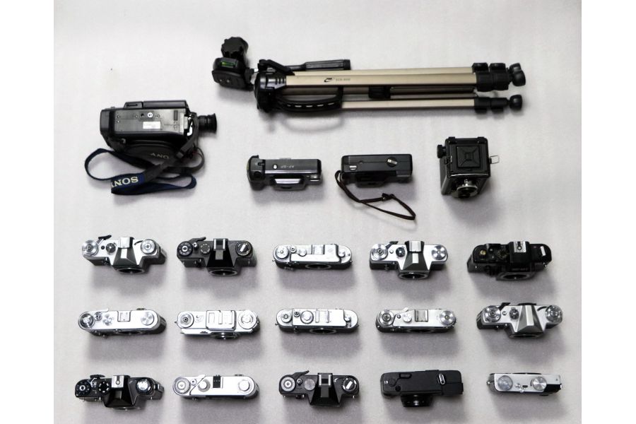 Фотоаппараты (20 штук) и принадлежности №17