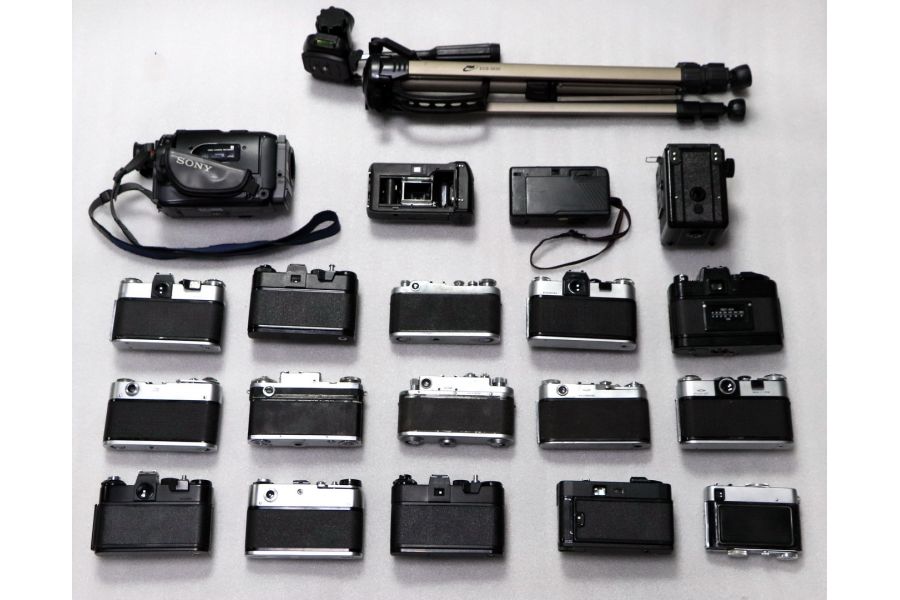 Фотоаппараты (20 штук) и принадлежности №17