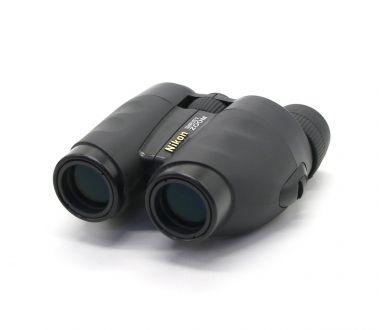 Бинокль Nikon Travelite V Zoom 8-24x25