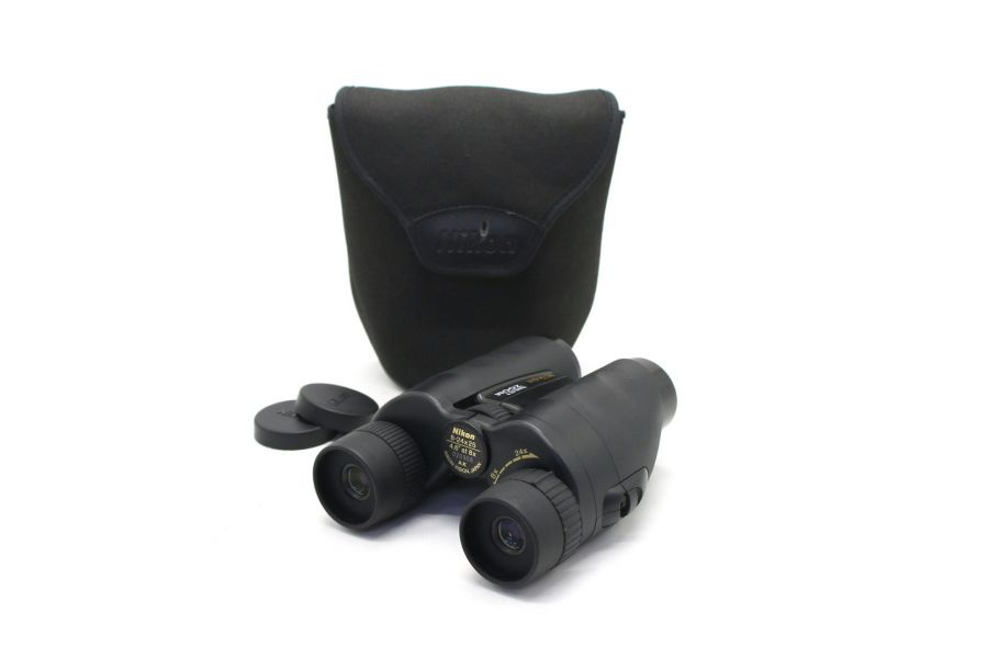 Бинокль Nikon Travelite V Zoom 8-24x25