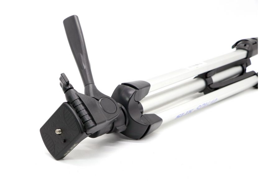 Штатив SLIK SDV-10 в упаковке