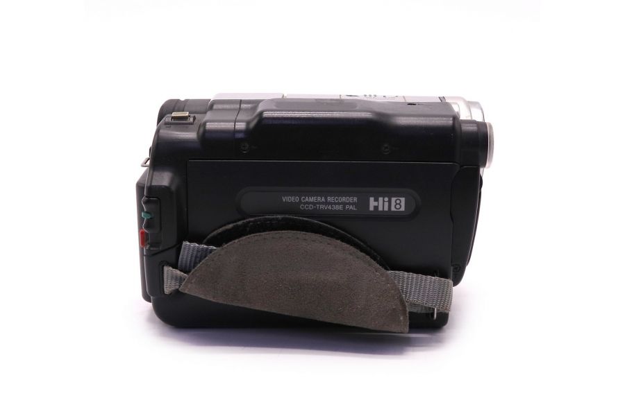 Видеокамера Sony CCD-TRV438E 