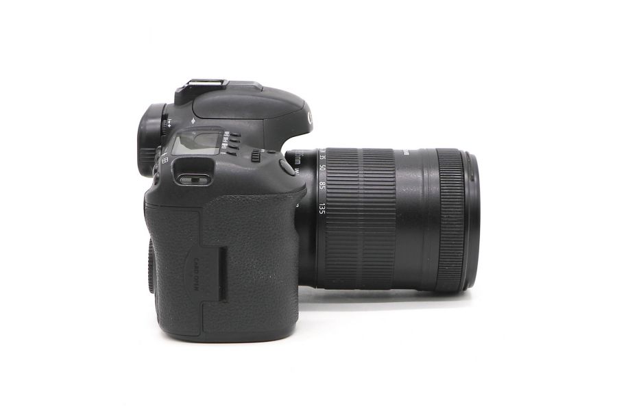 Canon EOS 7D Mark II kit 18-135mm 3.5-5.6 IS