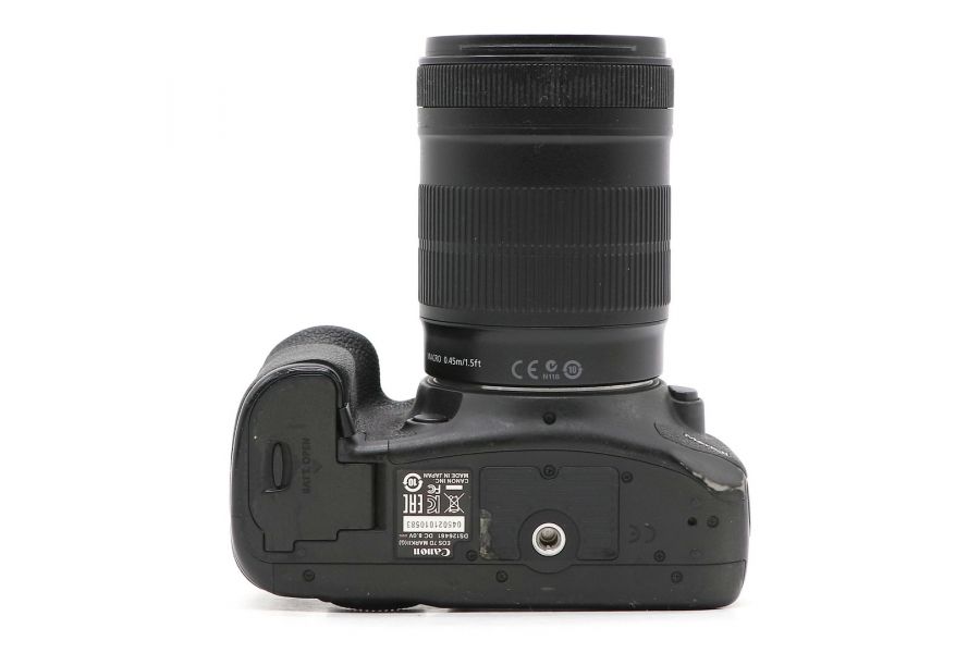 Canon EOS 7D Mark II kit 18-135mm 3.5-5.6 IS