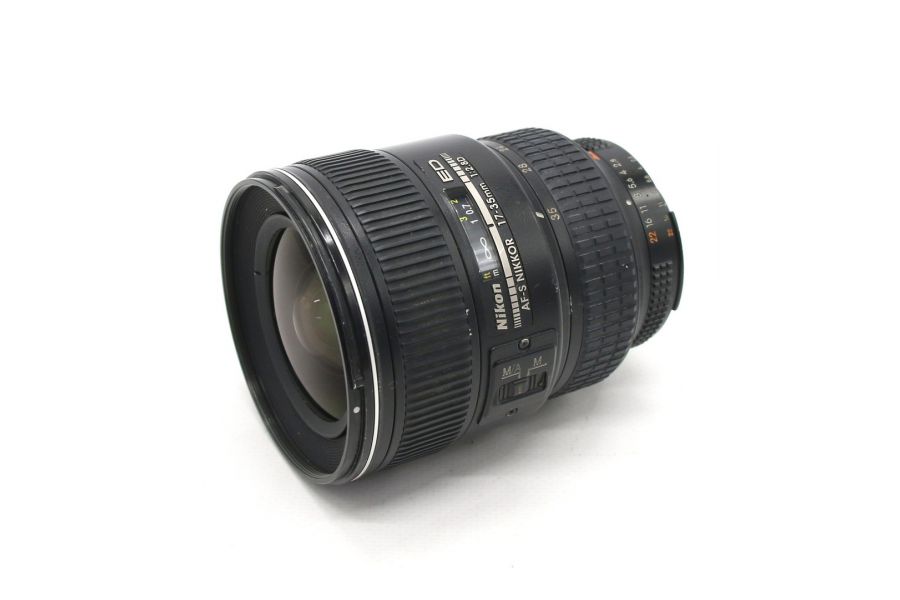 Nikon 17-35mm f/2.8D IF-ED AF-S Zoom-Nikkor (Japan)