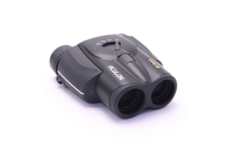 Бинокль Nikon ACULON T11 8-24x25