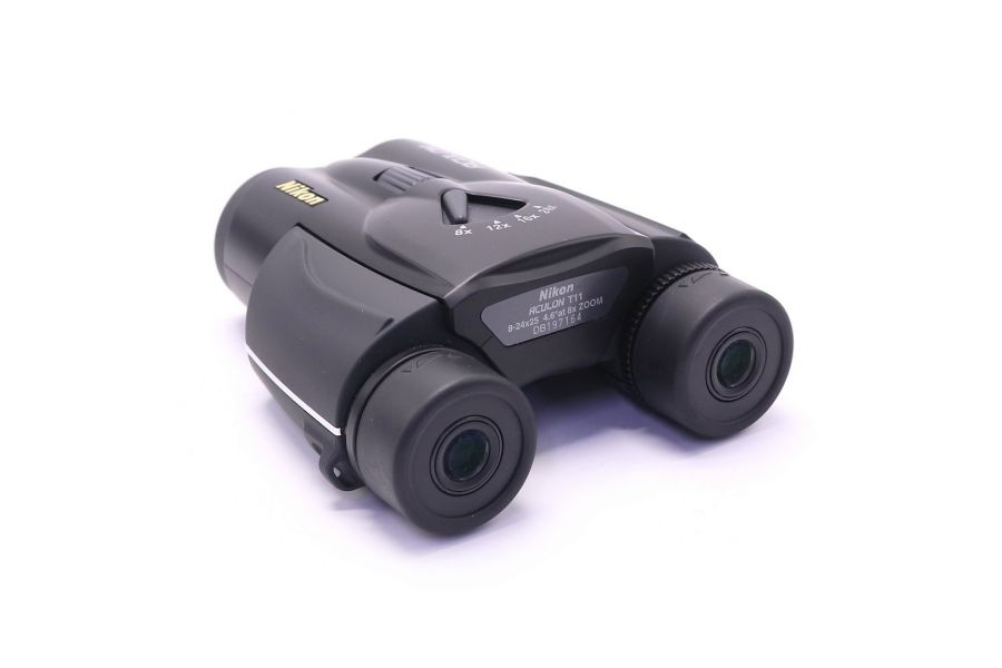 Бинокль Nikon ACULON T11 8-24x25