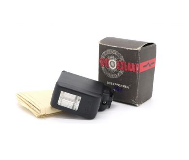 Купить Фотовспышка Электроника ФЭ-28 (Звёздочка) Фотовспышка Электроника ФЭ-28 (Звёздочка)