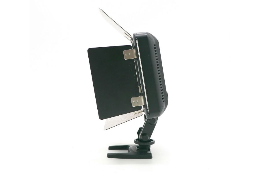 Светодиодный осветитель Godox Led308W II в упаковке