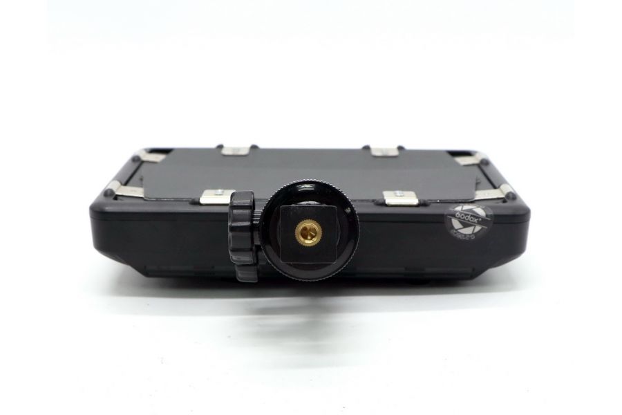 Светодиодный осветитель Godox Led308W II в упаковке