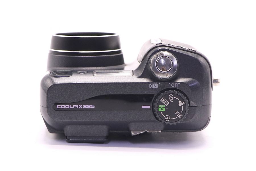 Nikon Coolpix 885 (Korea, 2005)