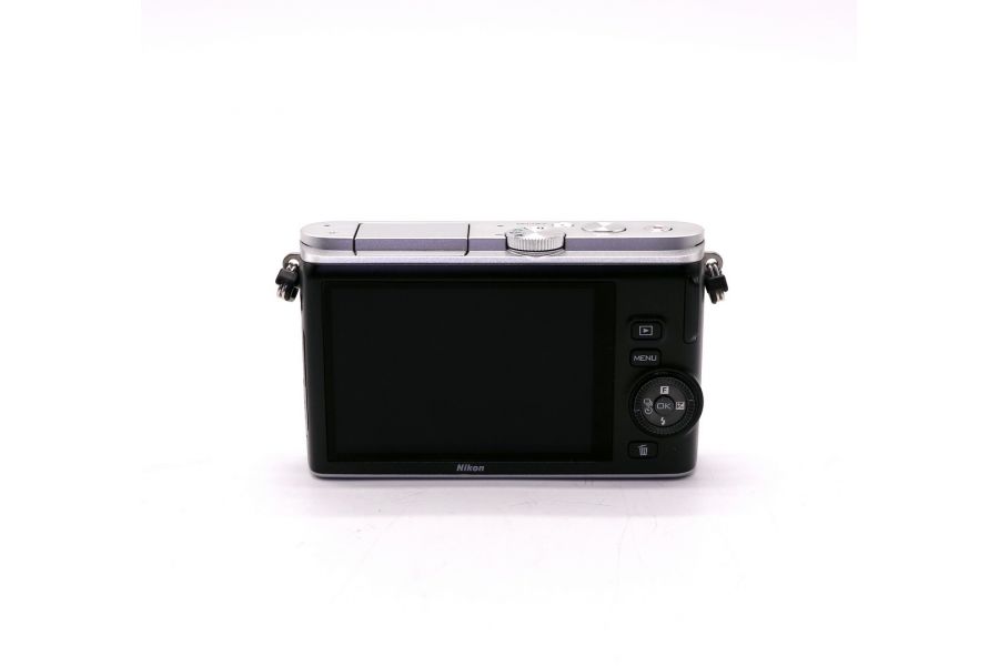 Nikon 1 J3 body (пробег 390 кадров)