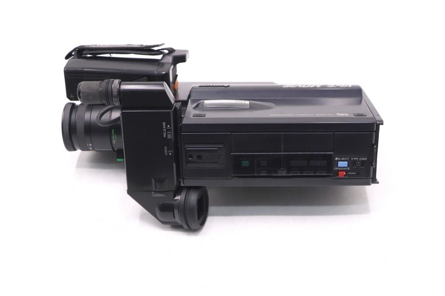 Видеокамера Hitachi VM-500E