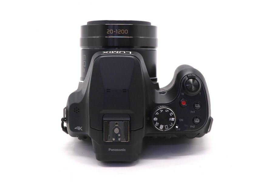 Panasonic Lumix DC-FZ82 в упаковке